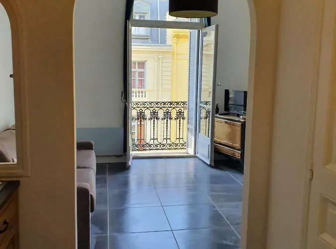 Апартаменты Astoria Ментона